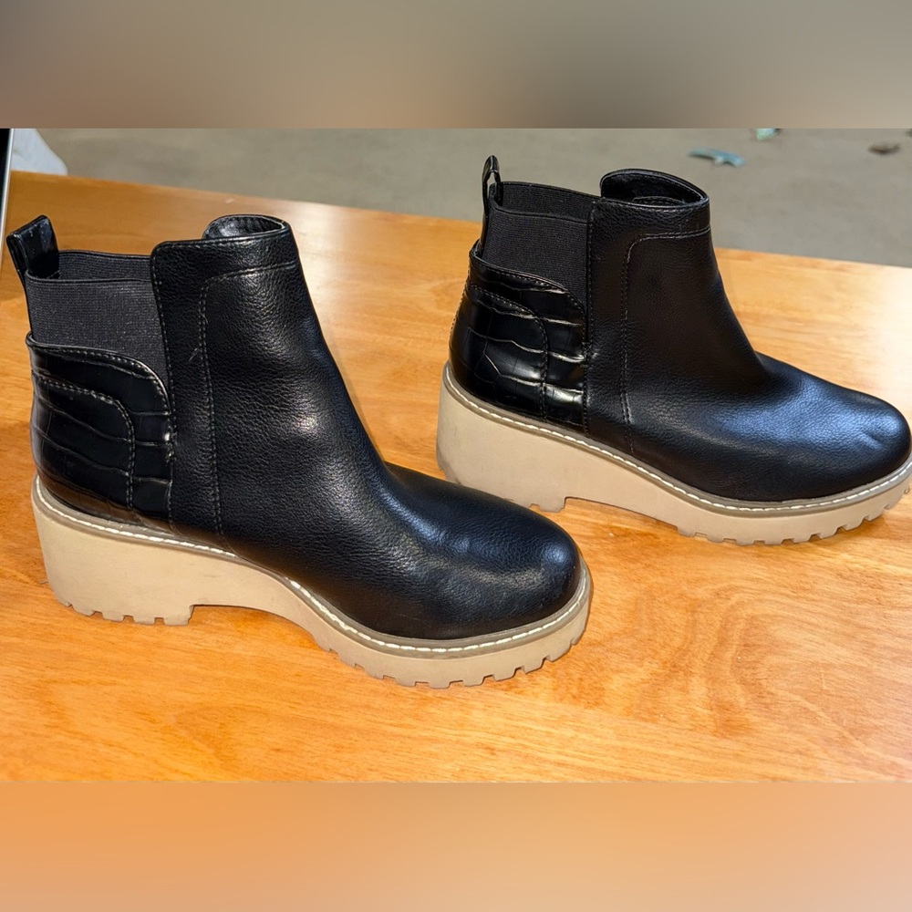 DV by Dolce Vita Black and Tan Ankle Boots